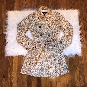 NWOT Banana Republic Trench Coat